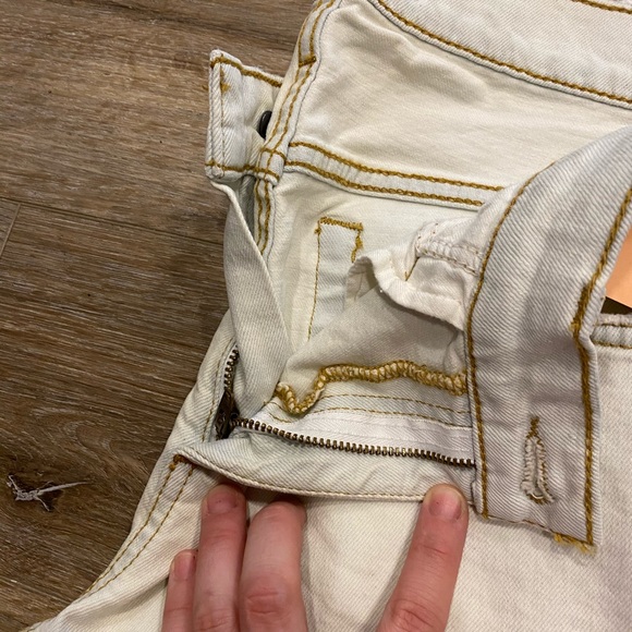 White joes jeans - Picture 4 of 6